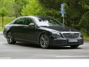 Mercedes тестирует новинку S-Class