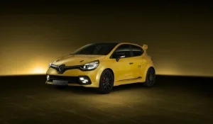 В Renault состаялся дебют Clio RS