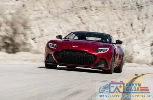 У Aston Martin дебютировал DBS Superleggera