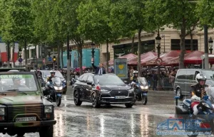 DS 7 Crossback впервые выехал на дороги для инаугурации Президента Франции