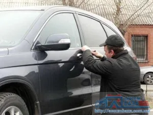 Каким образом открыть автомобиль, если села батарея? Часть 2