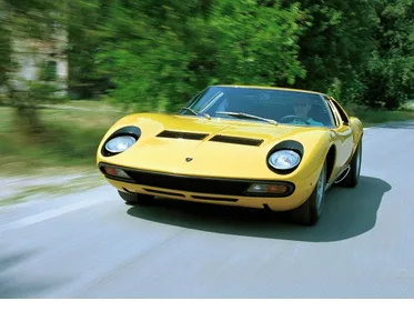 Lamborghini расширит модельный ряд еще одним суперкаром?