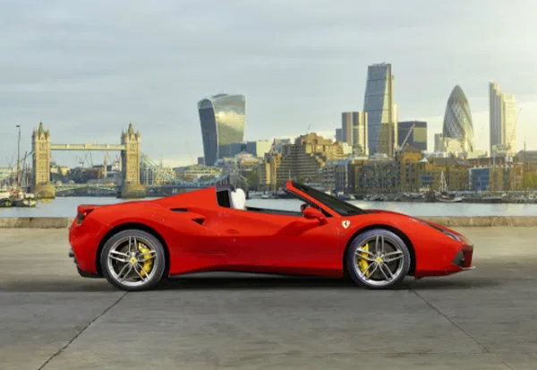 Лучшим силовым агрегатом текущего года считается двигатель Ferrari