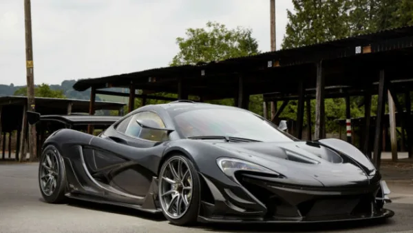 McLaren разрешил купе купе P1 GTR для цивильных  дорог