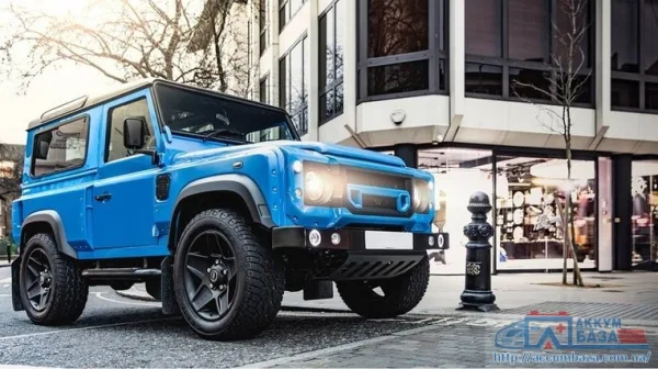 Kahn Design взял с собой в Лондон уникальный Land Rover Defender