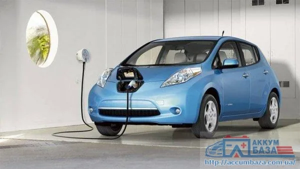 Осенью Nissan продемонстрирует новый Leaf