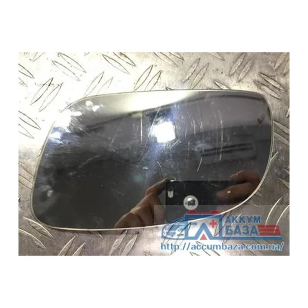 Скло дзеркала ліве Audi A4 2004 (073029) Б/У
